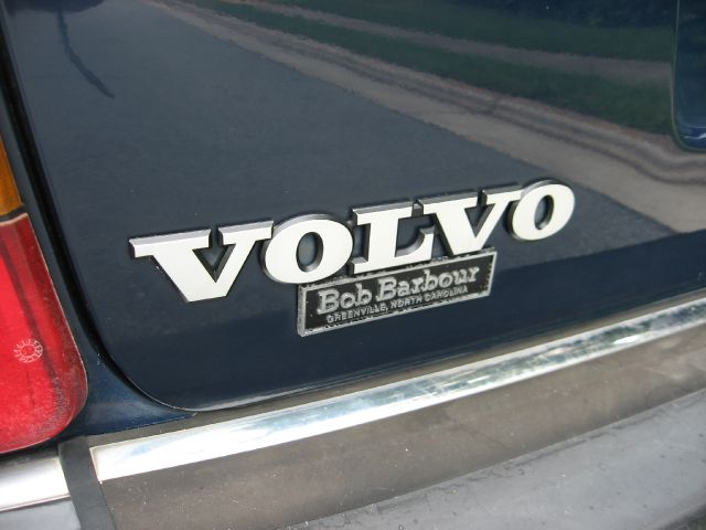1988 Volvo 240 SR5 TRD Sport