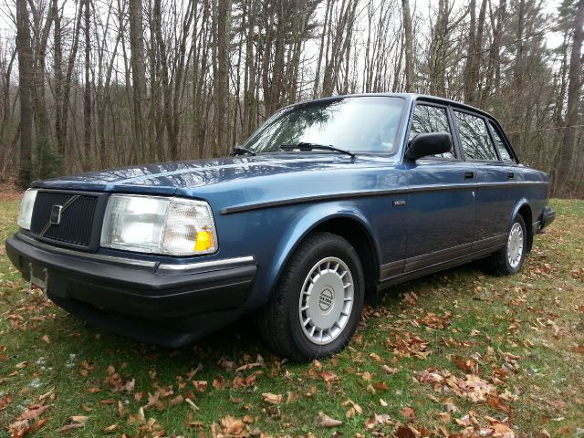 1992 Volvo 240 S Sedan