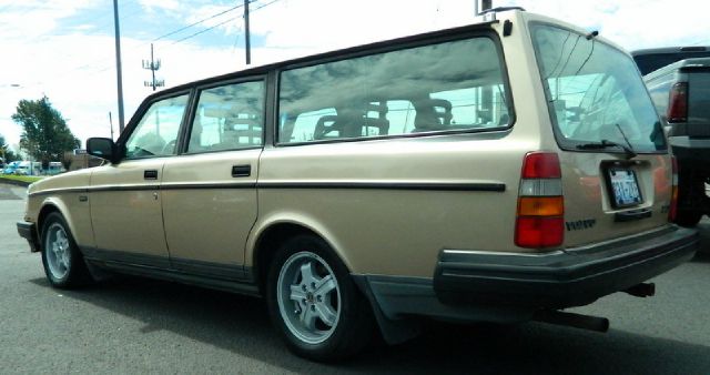 1992 Volvo 240 Base