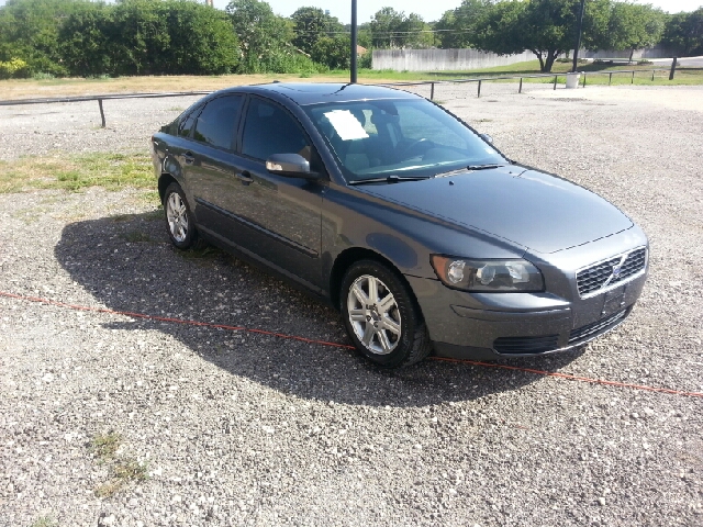 2007 Volvo 240 4X4 ED. Bauer EL