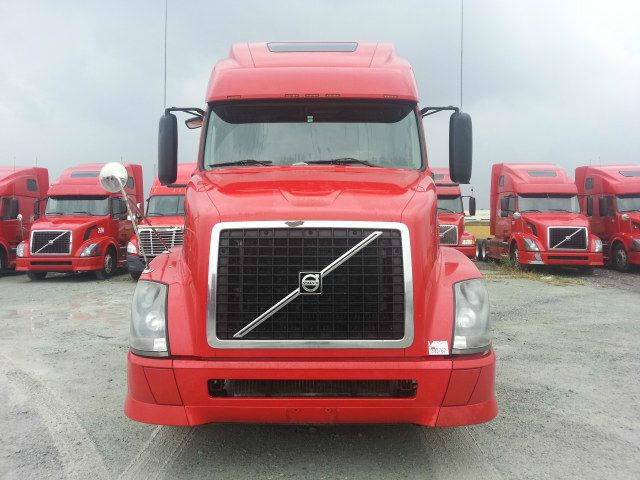 2005 Volvo 670 Unknown