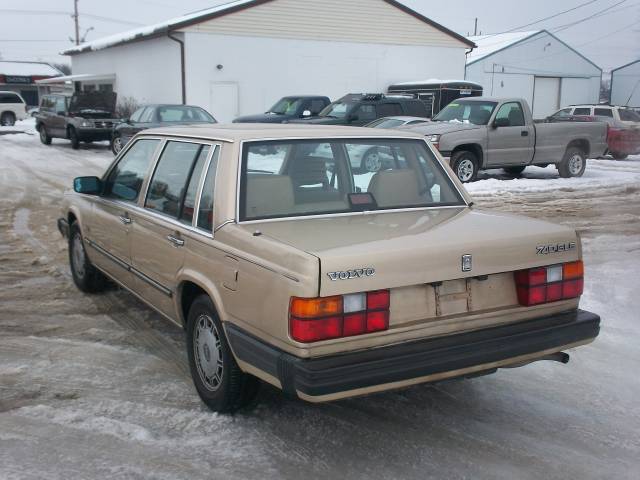 1988 Volvo 740 Series 3.0 Quattro