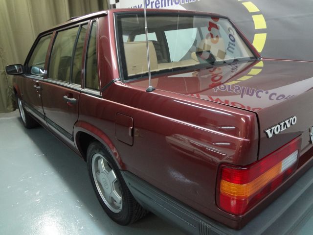 1991 Volvo 740 Series Series 4
