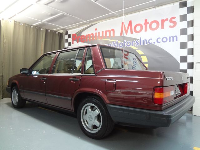 1991 Volvo 740 Series Series 4
