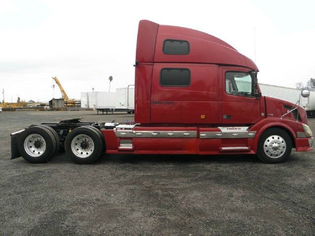 2007 Volvo 780 Unknown