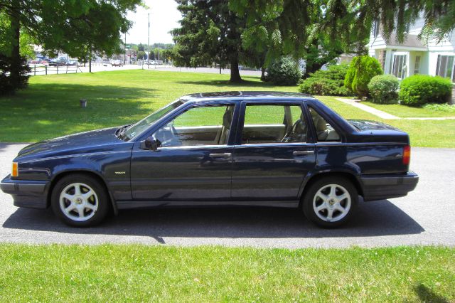 1993 Volvo 850 Series LS Special Value