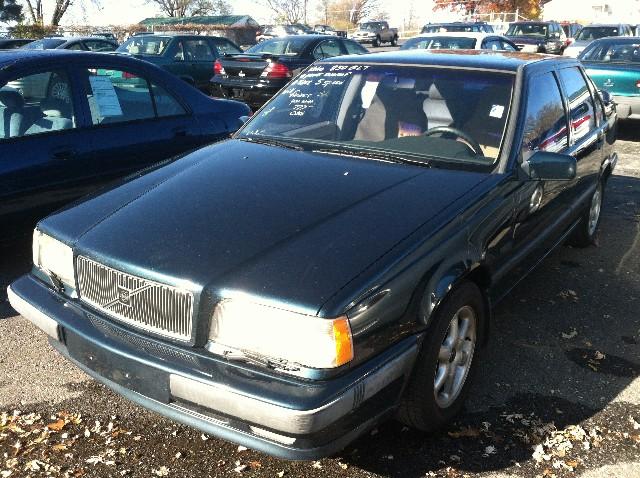 1993 Volvo 850 Series LS Special Value