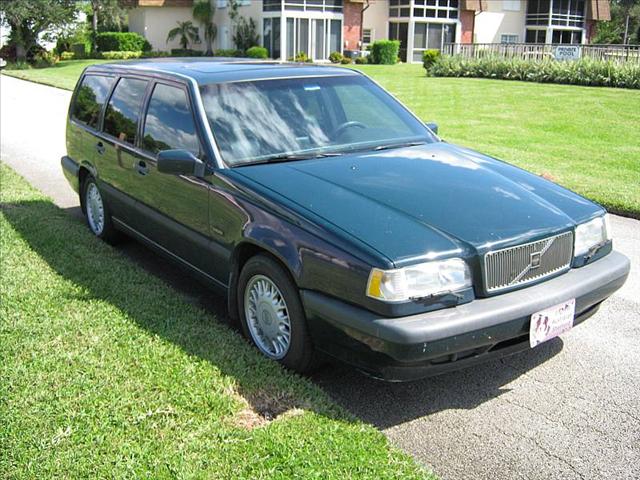 1994 Volvo 850 Series Base