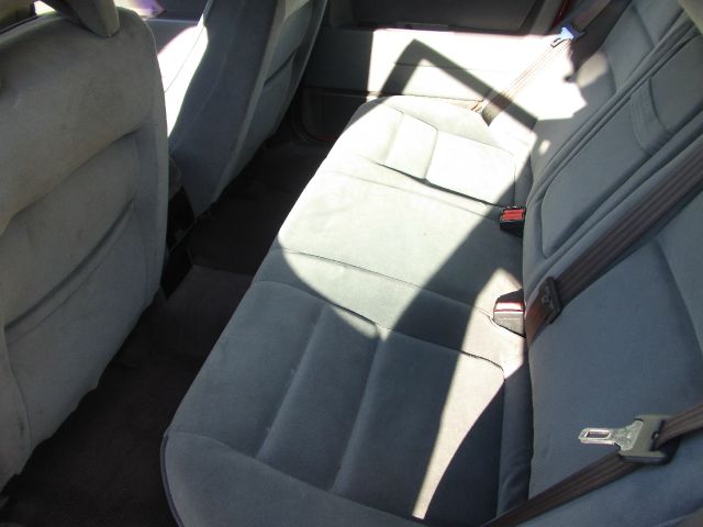 1995 Volvo 850 Series S Sedan