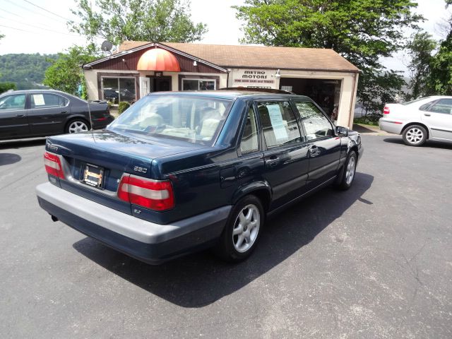 1995 Volvo 850 Series LS Special Value