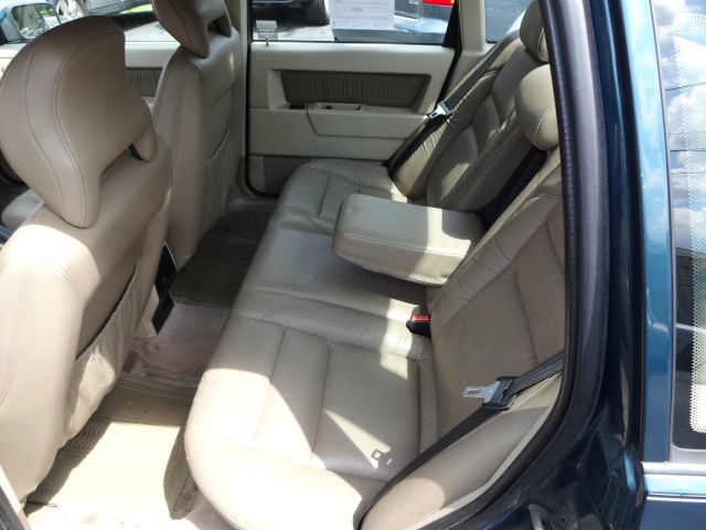 1995 Volvo 850 Series LS Special Value