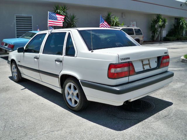 1996 Volvo 850 Series LS Special Value