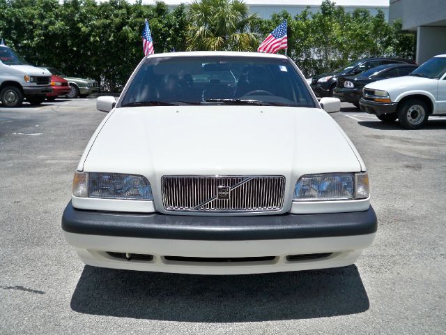 1996 Volvo 850 Series LS Special Value