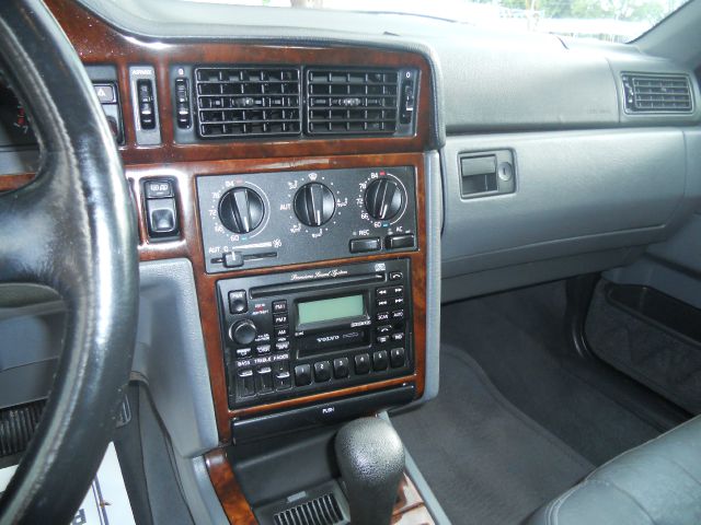 1996 Volvo 850 Series Series 4