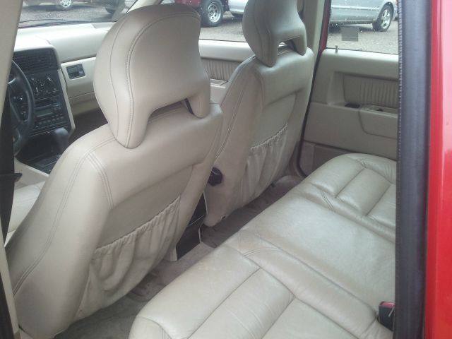 1997 Volvo 850 Series Base