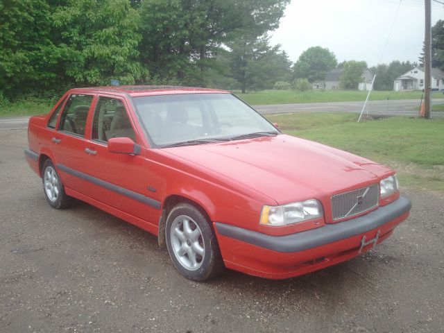1997 Volvo 850 Series Base