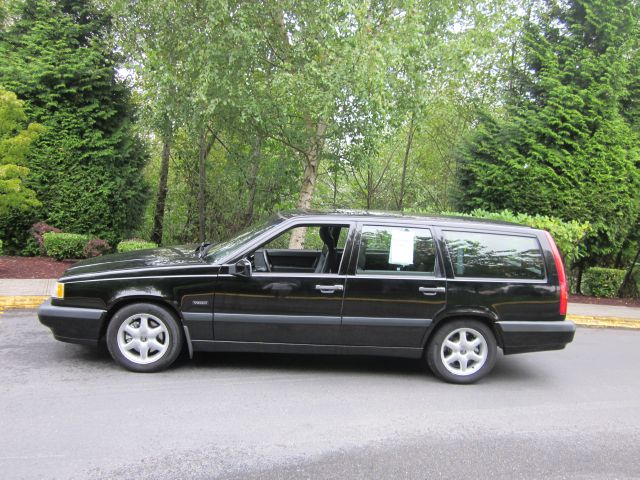 1997 Volvo 850 Series 4X4 ED. Bauer EL