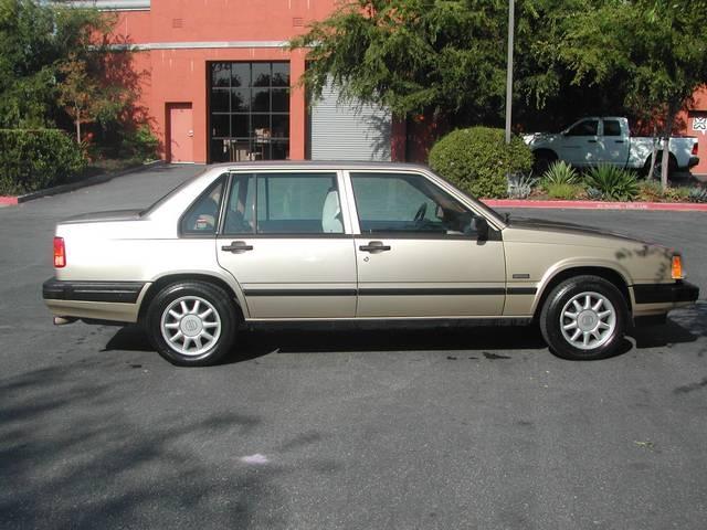 1993 Volvo 940 Series Series 4