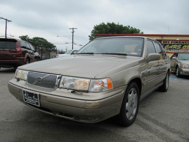 1995 Volvo 960 Series Base