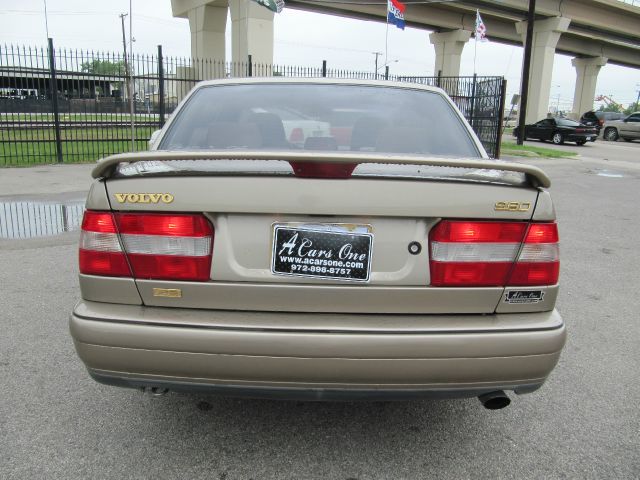 1995 Volvo 960 Series Base