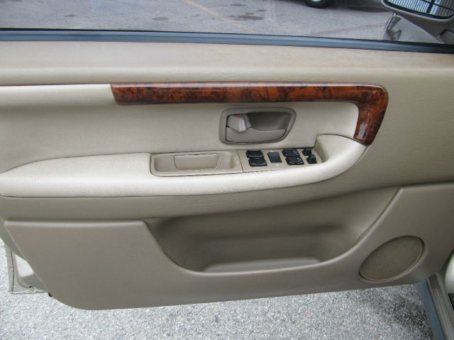 1995 Volvo 960 Series Base