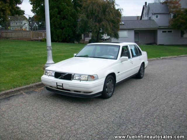 1997 Volvo 960 Series Base