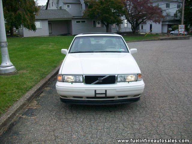 1997 Volvo 960 Series Base