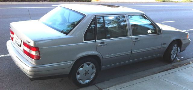 1997 Volvo 960 Series Base