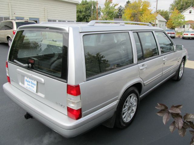 1997 Volvo 960 Series Base
