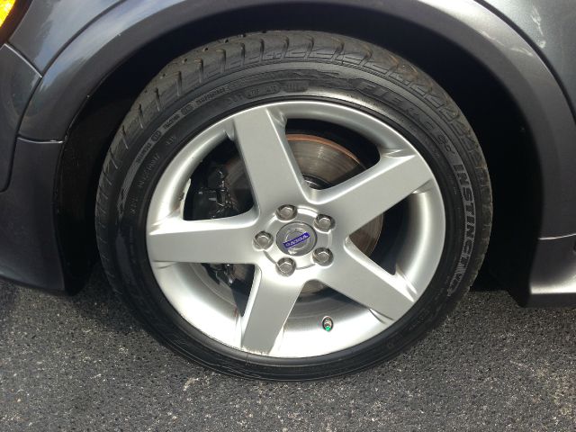 2008 Volvo C30 5.5L V12