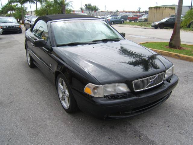 2000 Volvo C70 SL1