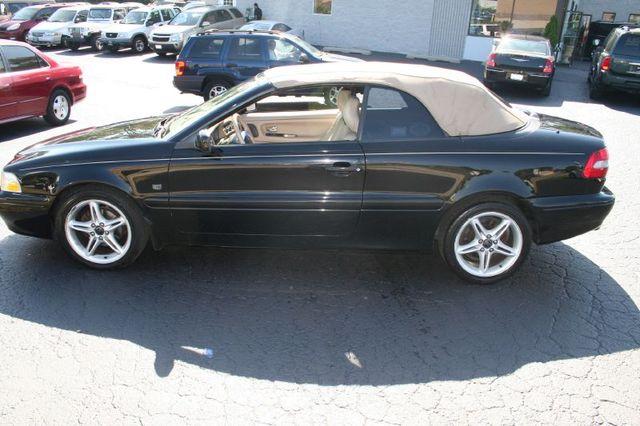 2001 Volvo C70 LS 4+4