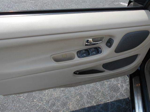 2001 Volvo C70 4dr Overland 4WD 4x4 SUV