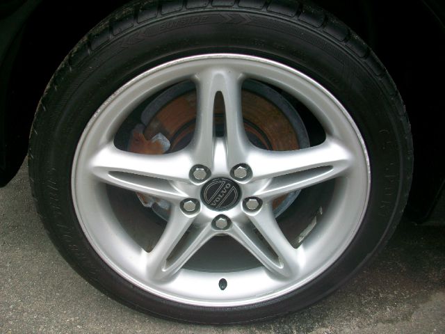 2001 Volvo C70 4dr Overland 4WD 4x4 SUV