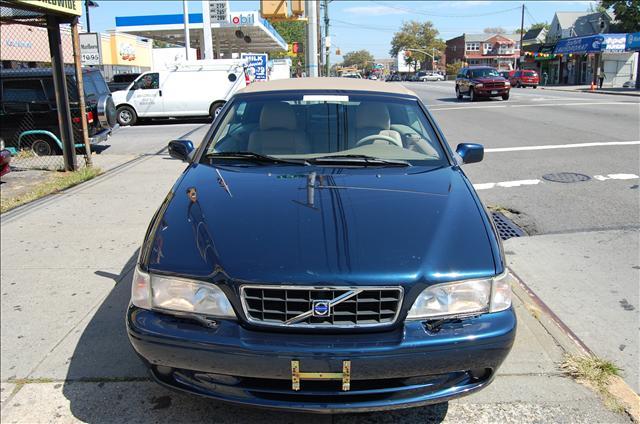 2002 Volvo C70 SLT 3RD ROW 4X4
