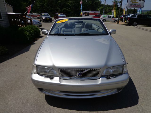 2002 Volvo C70 4dr 114 WB XLT 4WD