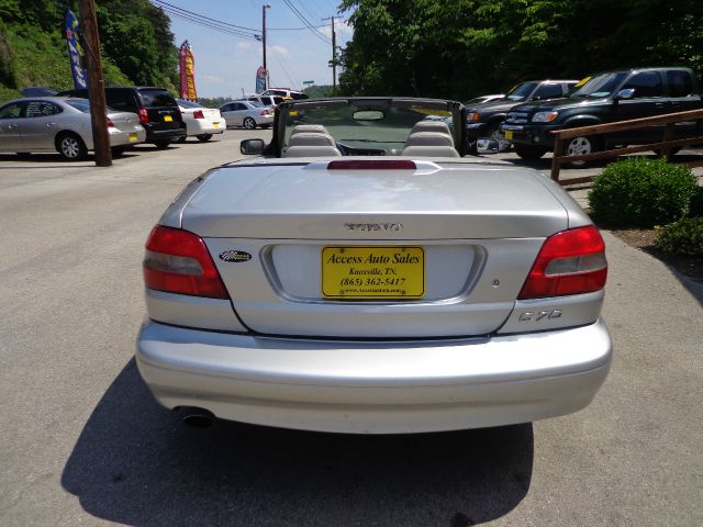 2002 Volvo C70 4dr 114 WB XLT 4WD