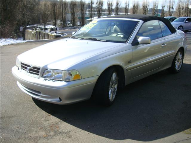 2004 Volvo C70 Unknown
