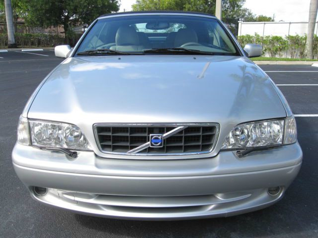 2004 Volvo C70 1.8T Quattro