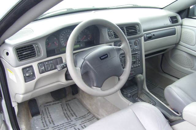 2004 Volvo C70 4dr Overland 4WD 4x4 SUV