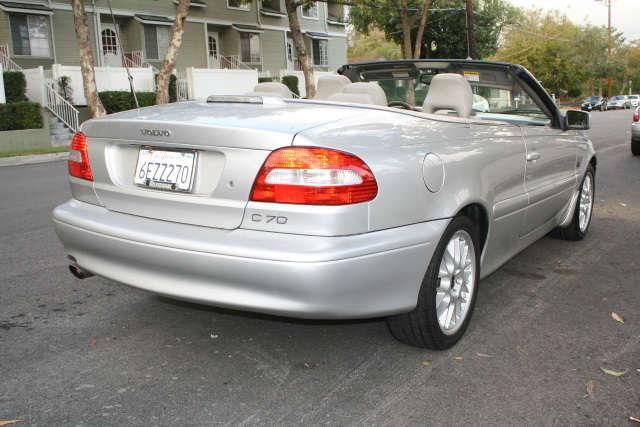 2004 Volvo C70 Unknown