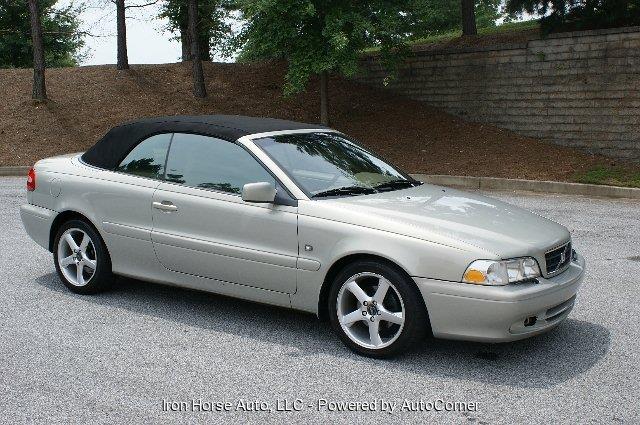 2004 Volvo C70 Unknown