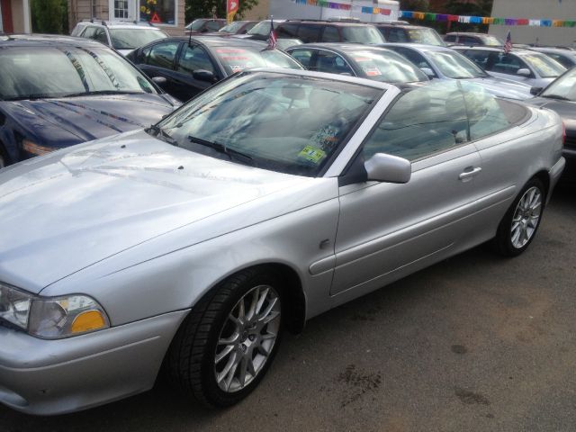 2005 Volvo C70 Unknown