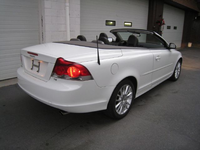 2008 Volvo C70 4X4 ED. Bauer EL