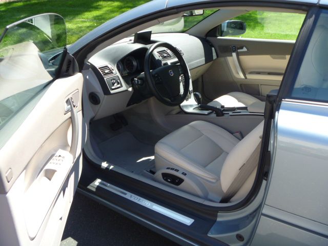 2011 Volvo C70 4X4 ED. Bauer EL