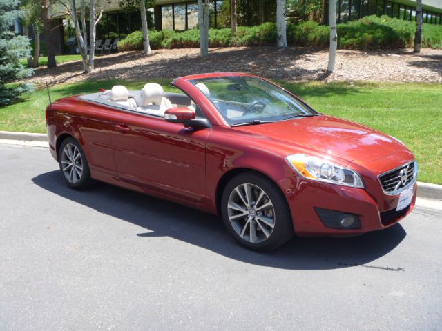 2011 Volvo C70 4X4 ED. Bauer EL