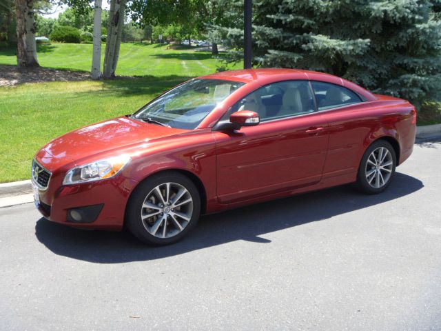 2011 Volvo C70 4X4 ED. Bauer EL