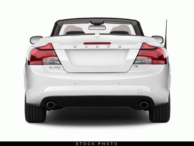 2011 Volvo C70 RAM 2500 CREW 4x4 SLT