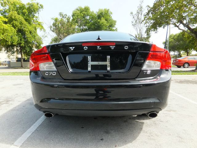 2011 Volvo C70 4X4 ED. Bauer EL