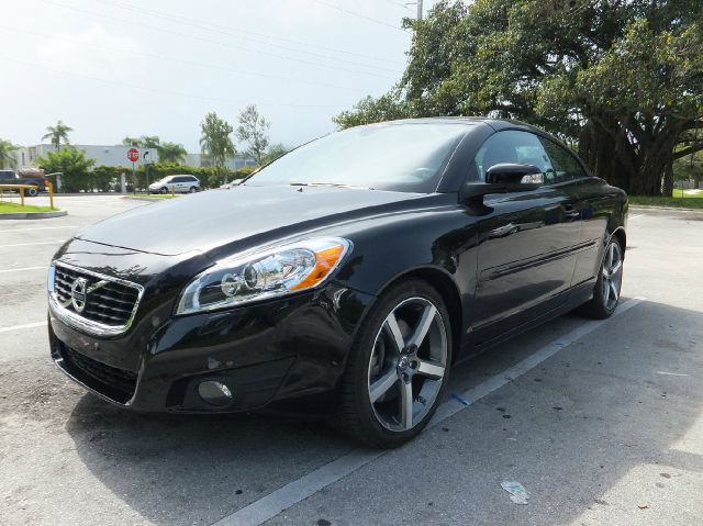2011 Volvo C70 4X4 ED. Bauer EL